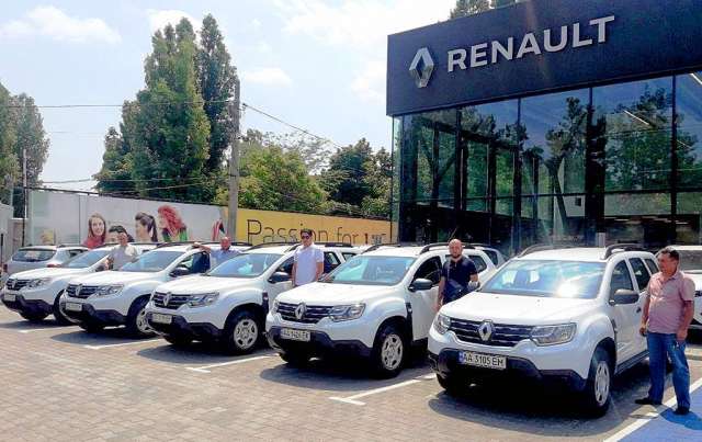 Агрокомпанія придбала партію Renault Duster