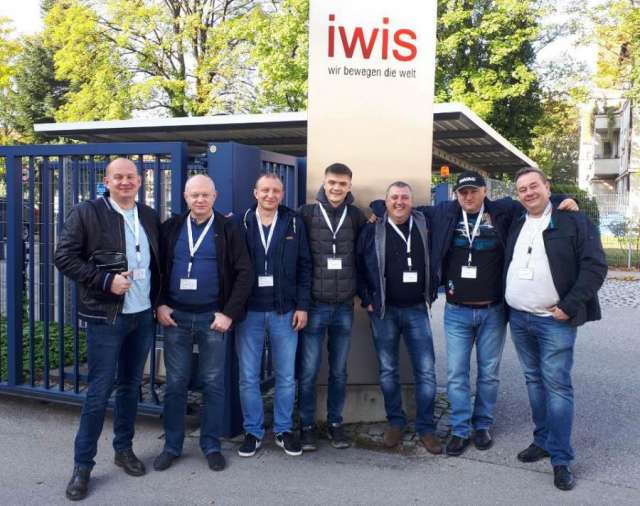 Сотрудники AD Autotechnics Ukraine посетили производство компании IWIS
