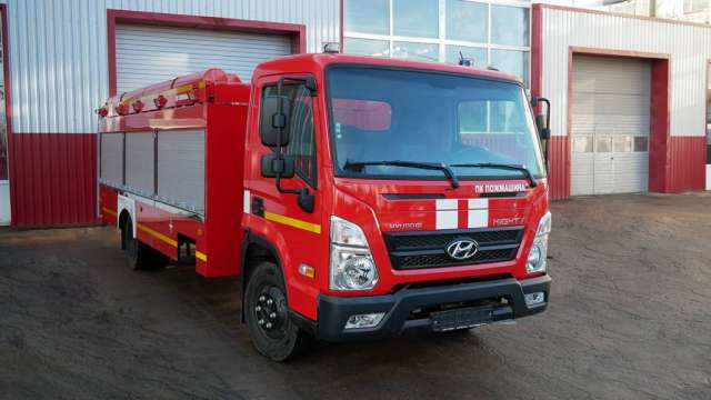 Український виробник створив пожежну машину для села. ФОТО