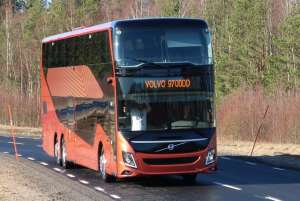 Volvo готує до виробництва незвично високий автобус