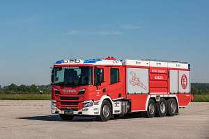 Представили гігантську пожежну машину Scania