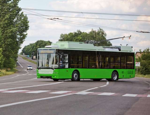 Чергову партію нових тролейбусів «Богдан» доправили у Харків