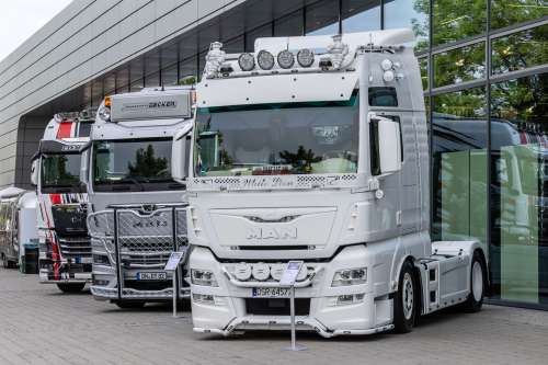 Обрано найкрасивішу вантажівку Європи 2023 року