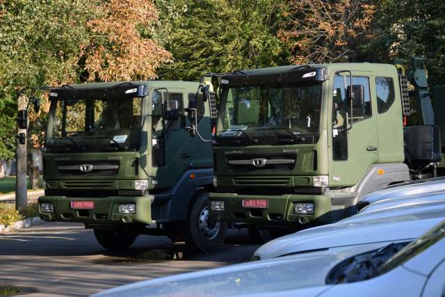 Українські прикордонники отримали 13 одиниць спецтехніки