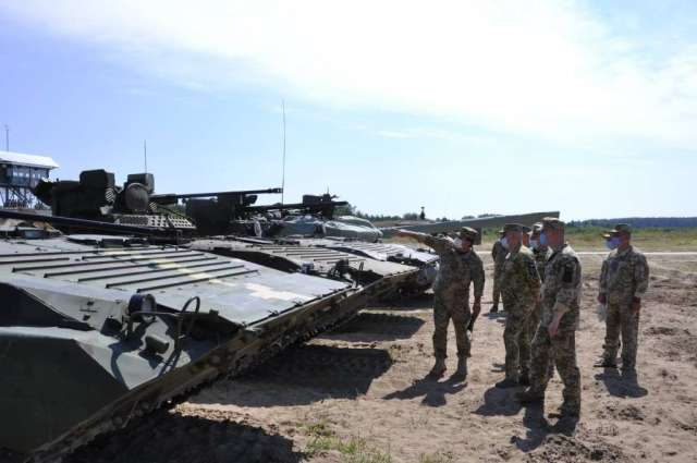 В Україні випробовують різні бойові модулі для БМП
