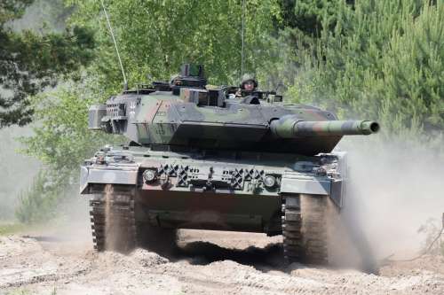 Польща може передати Україні до 10 танків Leopard
