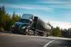 Daimler активізує використання електричних вантажівок