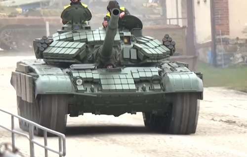 Чехи модернізують 90 танків для України