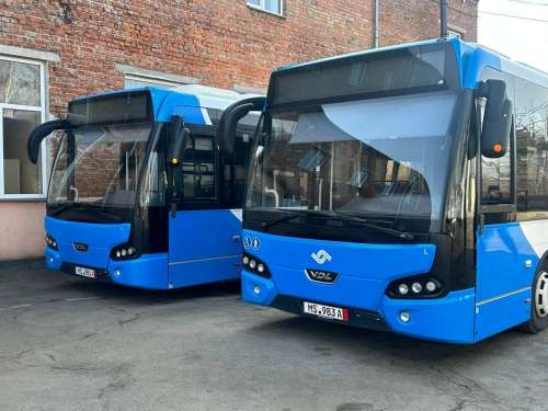 Вінниця отримала автобуси із німецького Мюнстера