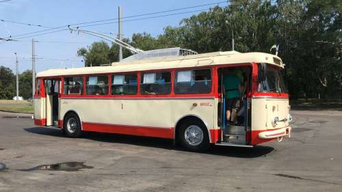 В Україні відновили найстаріший діючий тролейбус