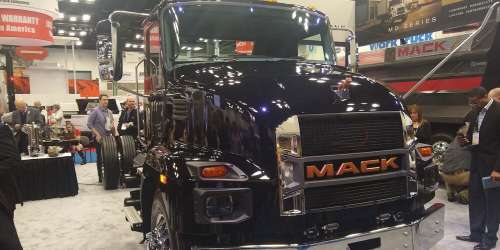 Mack Trucks випускає свою першу електричну вантажівку