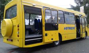 Українським школярам закуплять автобуси майже на 100 млн грн