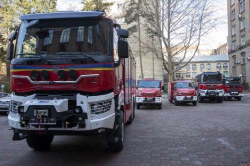 Лейпциг передав Києву 5 сучасних пожежних автомобілів