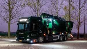 Розпочав роботу перший повністю електричний автокран для збирання сміття на базі Scania