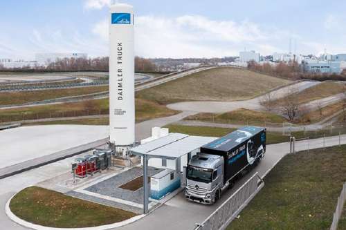 Daimler і Linde розробили нову технологію заправки вантажівок воднем