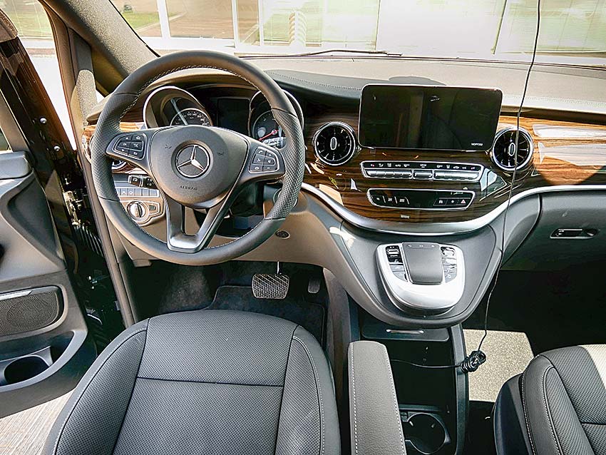 Mercedes-Benz V-Class Avantgarde V300d