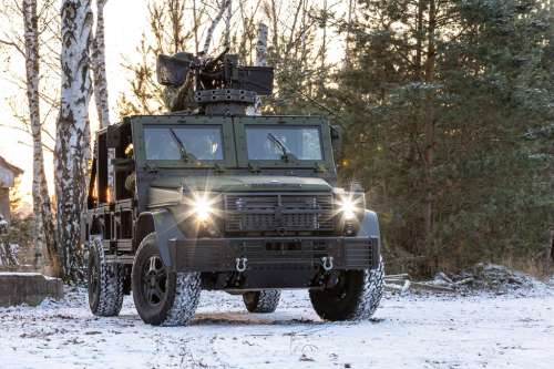 Україна замовила додаткову партію тактичних машин Caracal