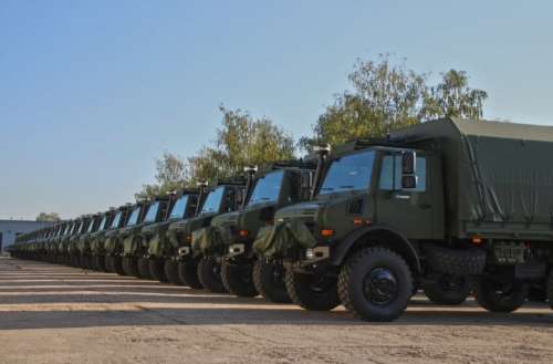 Daimler поставив Литві останню партію з 340 вантажівок Mercedes-Benz Unimog