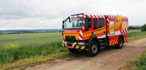 В Україні створили потужний пожежний автомобіль на базі повнопривідного Renault D. ФОТО