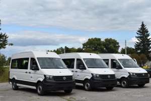 Громади Чернігівщини отримали дві партії нових мікроавтобусів Volkswagen Crafter