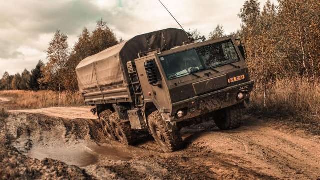 Словаччина спільно з Чехією закупить велику партію вантажівок Tatra