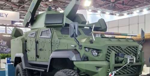 Словаччина передала Україні новий бронеавтомобіль Wolf