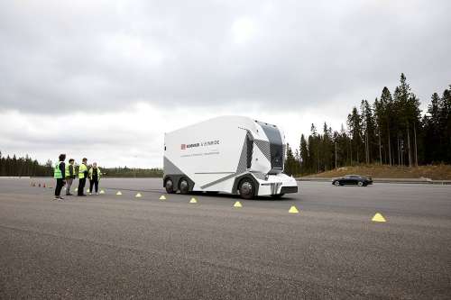 Michelin займеться тестами безпілотних вантажівок
