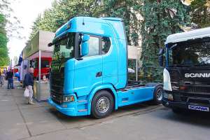 Українським аграріям продемонстрували топову модель Scania