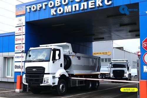 В Україні передали велику партію самоскидів Ford Trucks