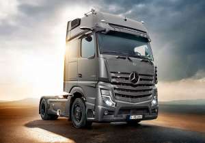 Mercedes-Benz виводить на ринок нові моделі вантажівок