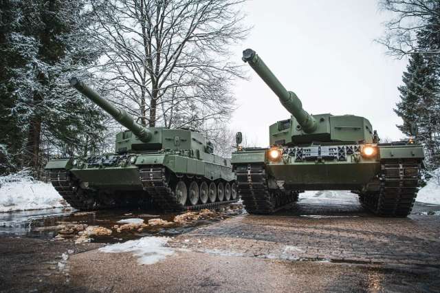 Україна до кінця літа отримає 14 танків Leopard