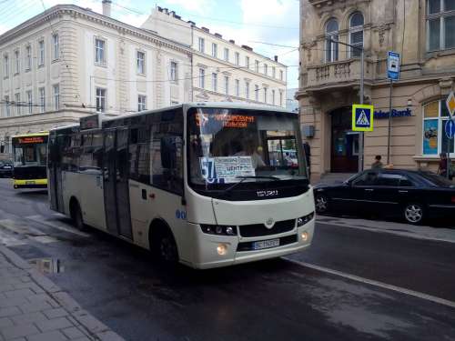 Для Херсону придбали нові автобуси