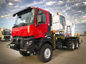 В Україні створили автовишку на базі вантажівки Renault підвищеної прохідності. ФОТО
