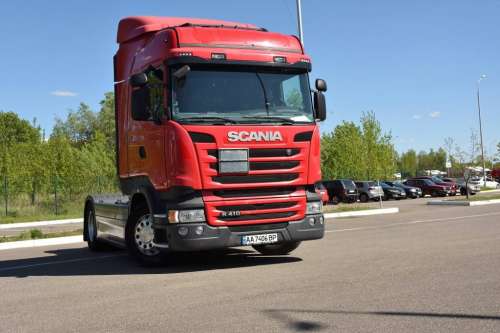 Scania передала українським компаніям чергову партію вантажівок