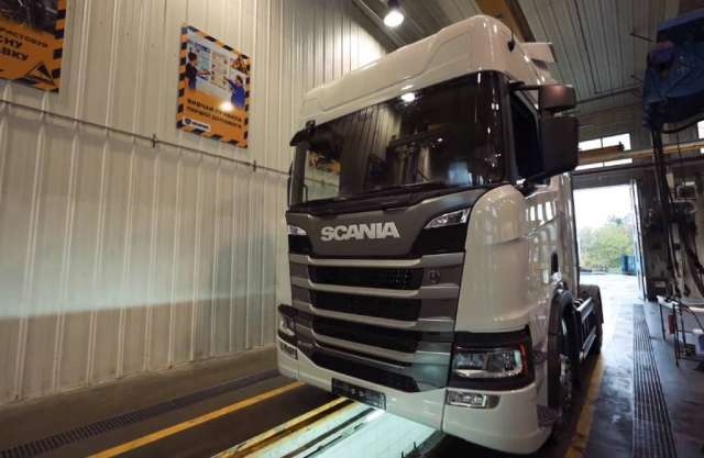Перші вантажівки Scania на метані знайшли свого власника в Україні
