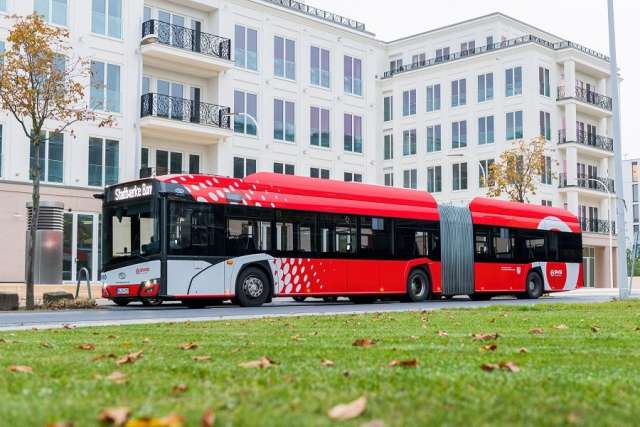 Польський Solaris отримав найбільше в своїй історії замовлення на зчленовані електробуси
