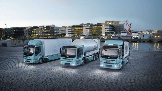 Volvo відновлює виробництво на повну силу