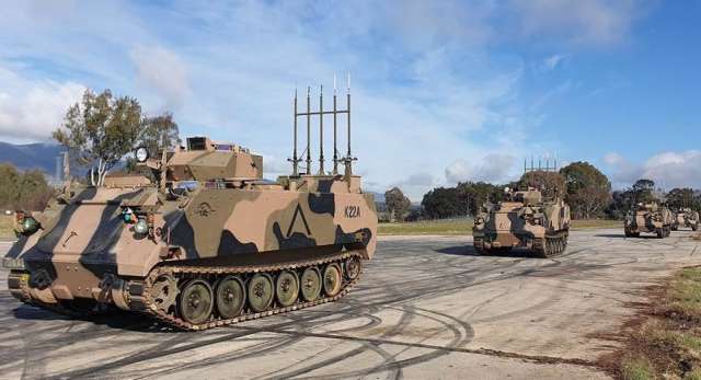 Армія Австралії отримала перші 20 безпілотних бронетранспортерів