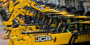 JCB та Wacker призупиняють виробництва в Європі