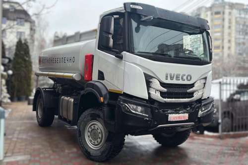 В Україні виготовили новий бензовоз на шасі IVECO