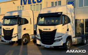 Передали три нових тягачі IVECO S-WAY для міжнародних перевезень