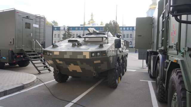В Україні представили новий бронетранспортер