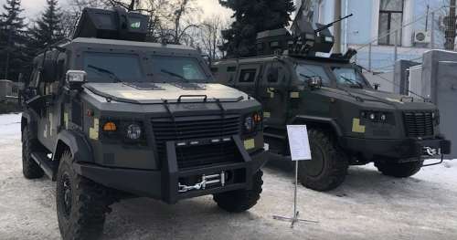 Військовим України продемонстрували нову бронемашину «Козак-7»