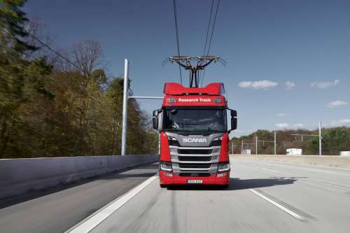 В Британії збудують першу електромагістраль для вантажівок
