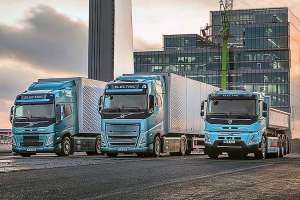 Volvo Trucks розпочинає продажі повністю електричних  великотоннажних вантажівок