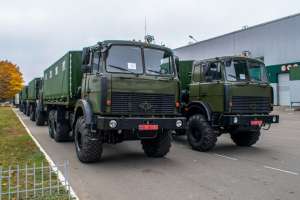 «Богдан» доправив до ЗСУ нову партію військових вантажівок