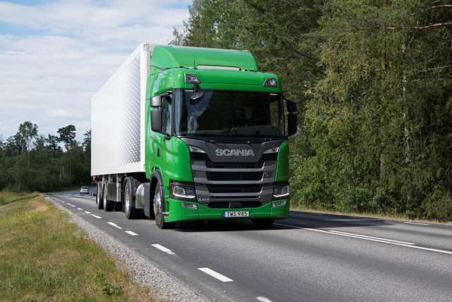Європейські перевізники переходять на екологічні вантажівки