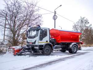 Вітчизняний виробник показав цікавий комунальний автомобіль