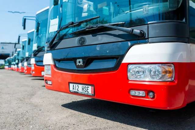 У Чернівцях випустять на лінію 15 великих автобусів