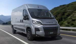 IVECO представив одразу два нових електрофургони